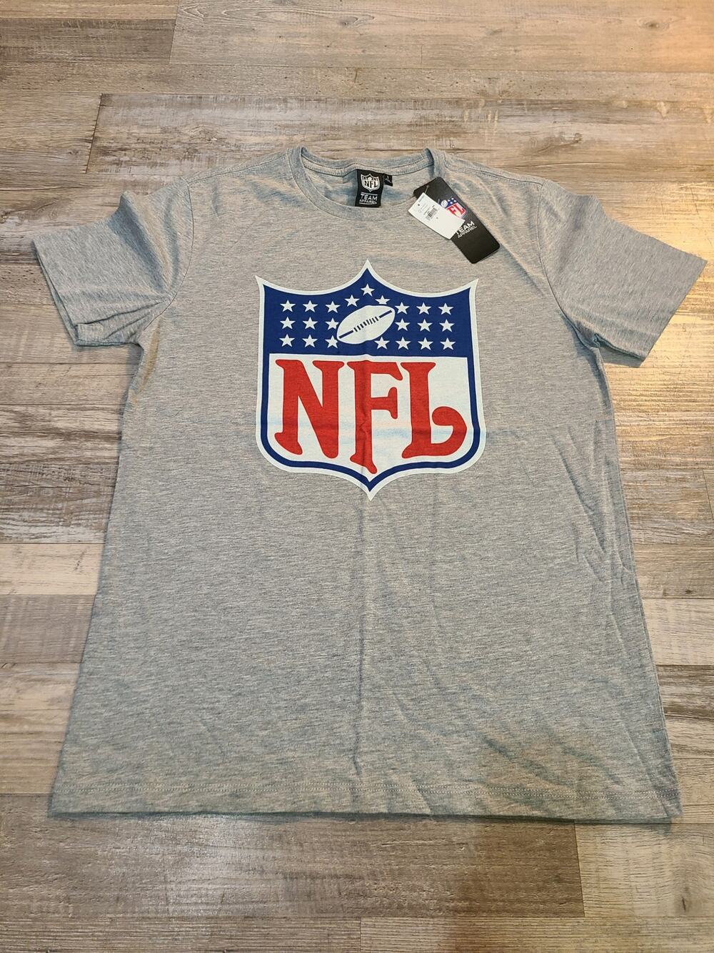 NFL team apparel small unisex tee new with tags